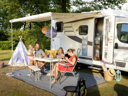 Camperplaatsen 18