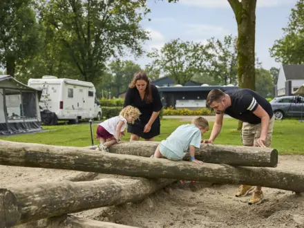 Camperplaatsen 24