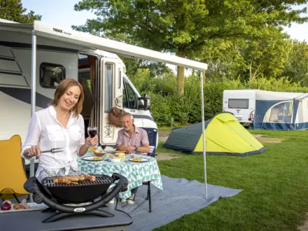 Camperplaatsen 11