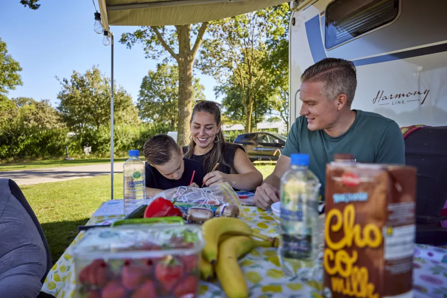 Foto bij Standaard Plus in Roggel, via De Leistert