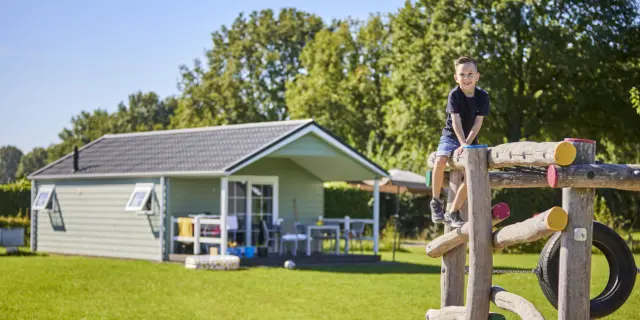 4 persoons Leistert Lodge Buiten 19