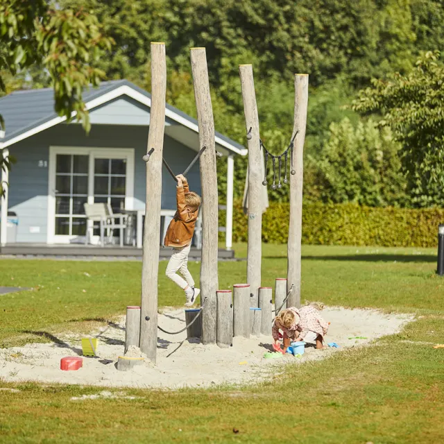 4 persoons Leistert Lodge Buiten 22