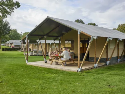 Glamping Tent Comfort 2 10