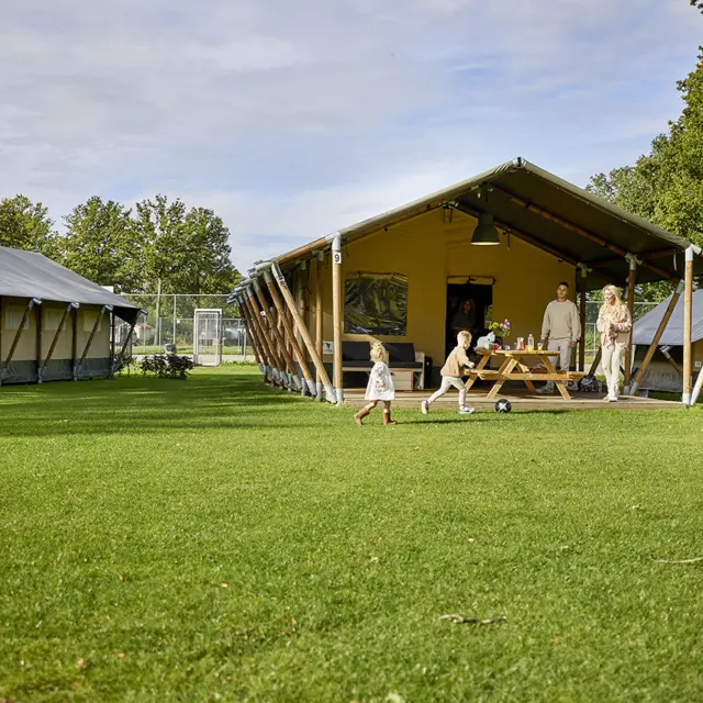 Glamping Tent Comfort 2 17