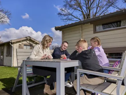 Simple Camp met douche Buiten 1