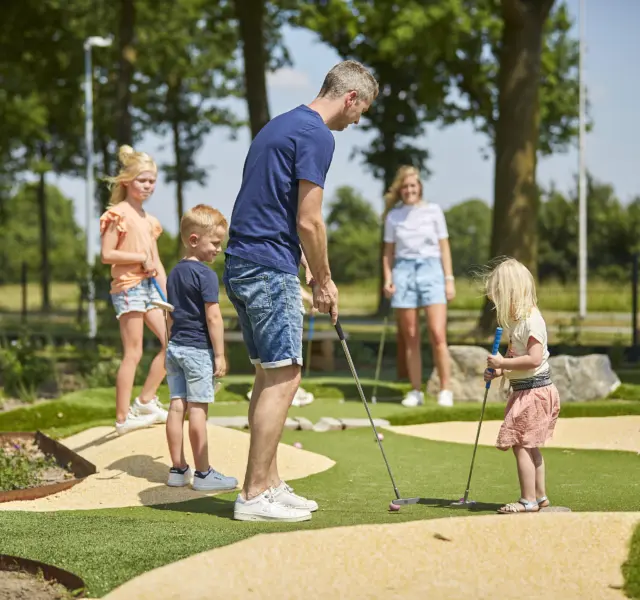 Gezin- AdventureGolf- Camping de Leistert