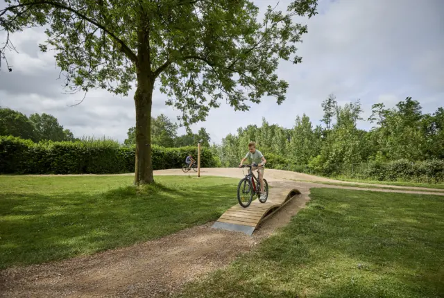 Fietscrossbaan 19