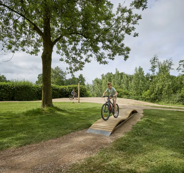 Fietscrossbaan 19