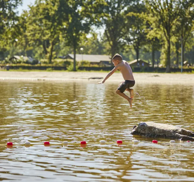 Roeivijver dagstrand De Leistert 7