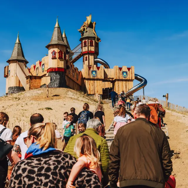 Speelkasteel mensen trappen