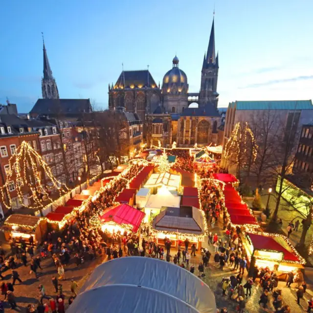 Kerstmarkt Aken 1