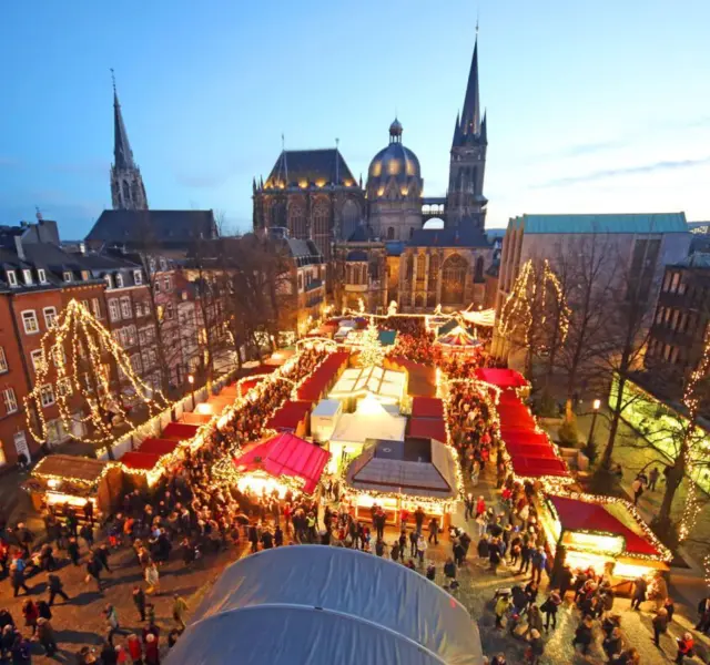 Kerstmarkt Aken 1
